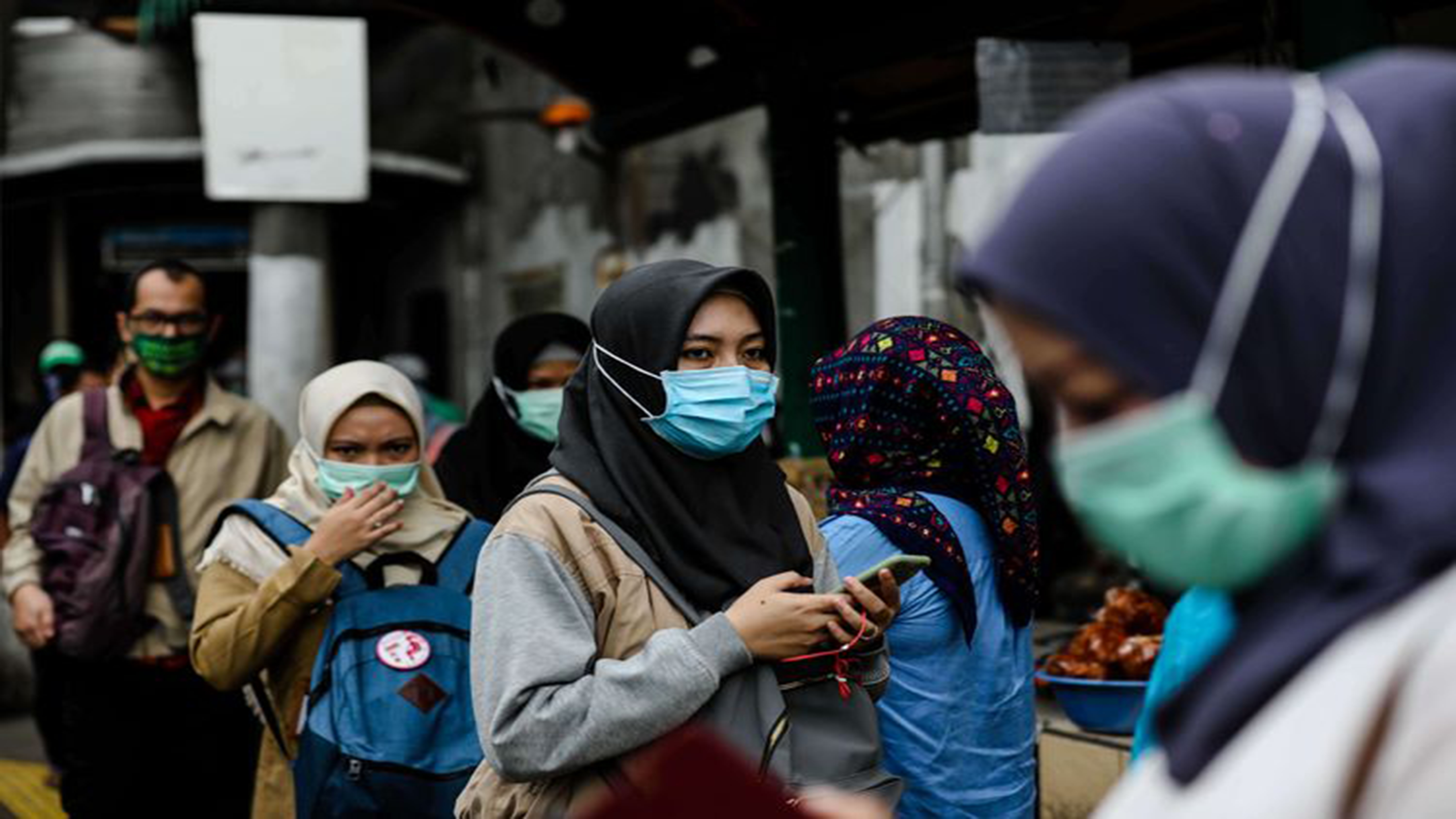 PPKM Resmi Dicabut Masyarakat Diharapkan Tetap Menggunakan Masker