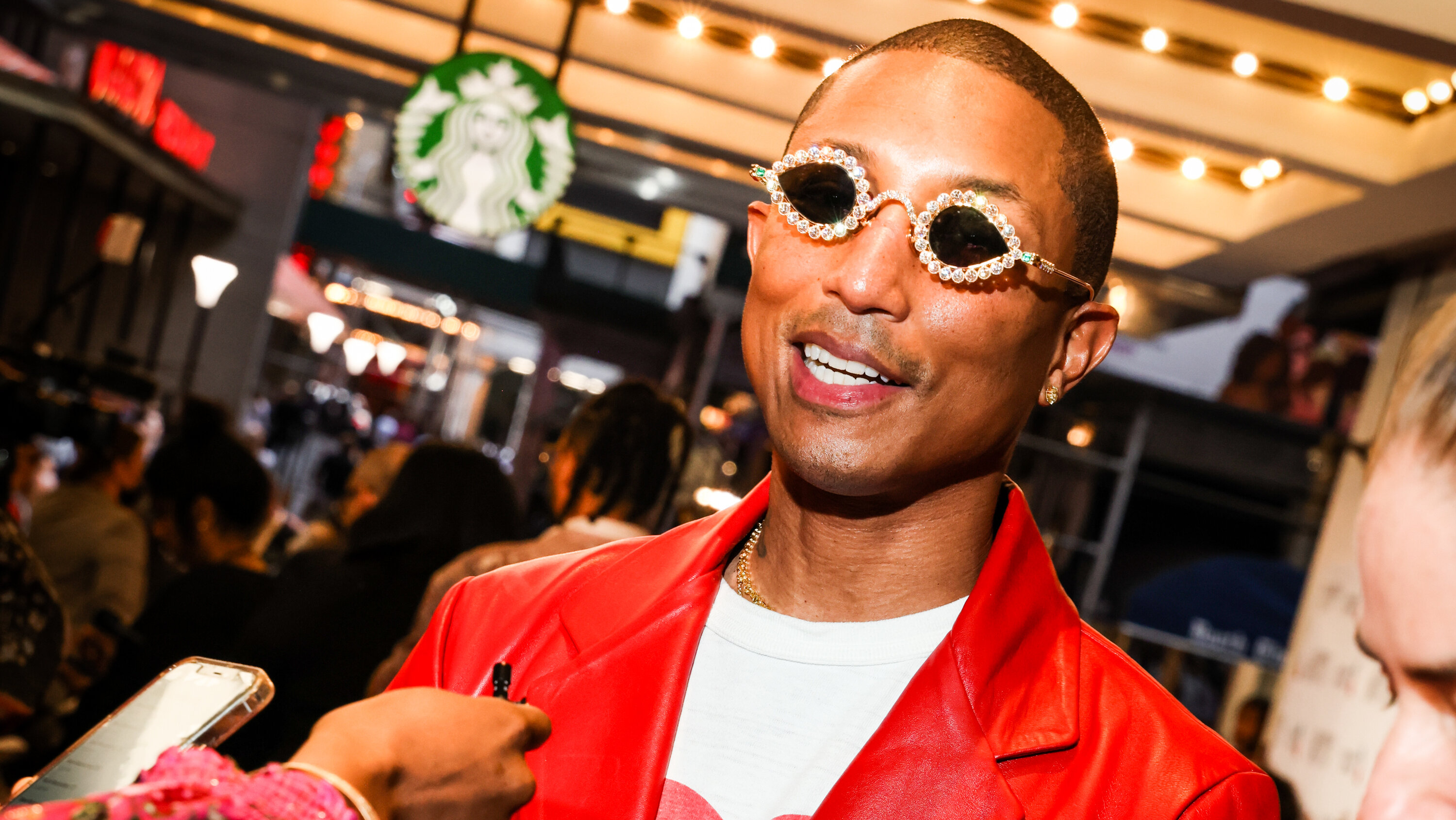Pharrell Williams Jadi Direktur Kreatif Pakaian Pria Louis Vuitton Yang Baru