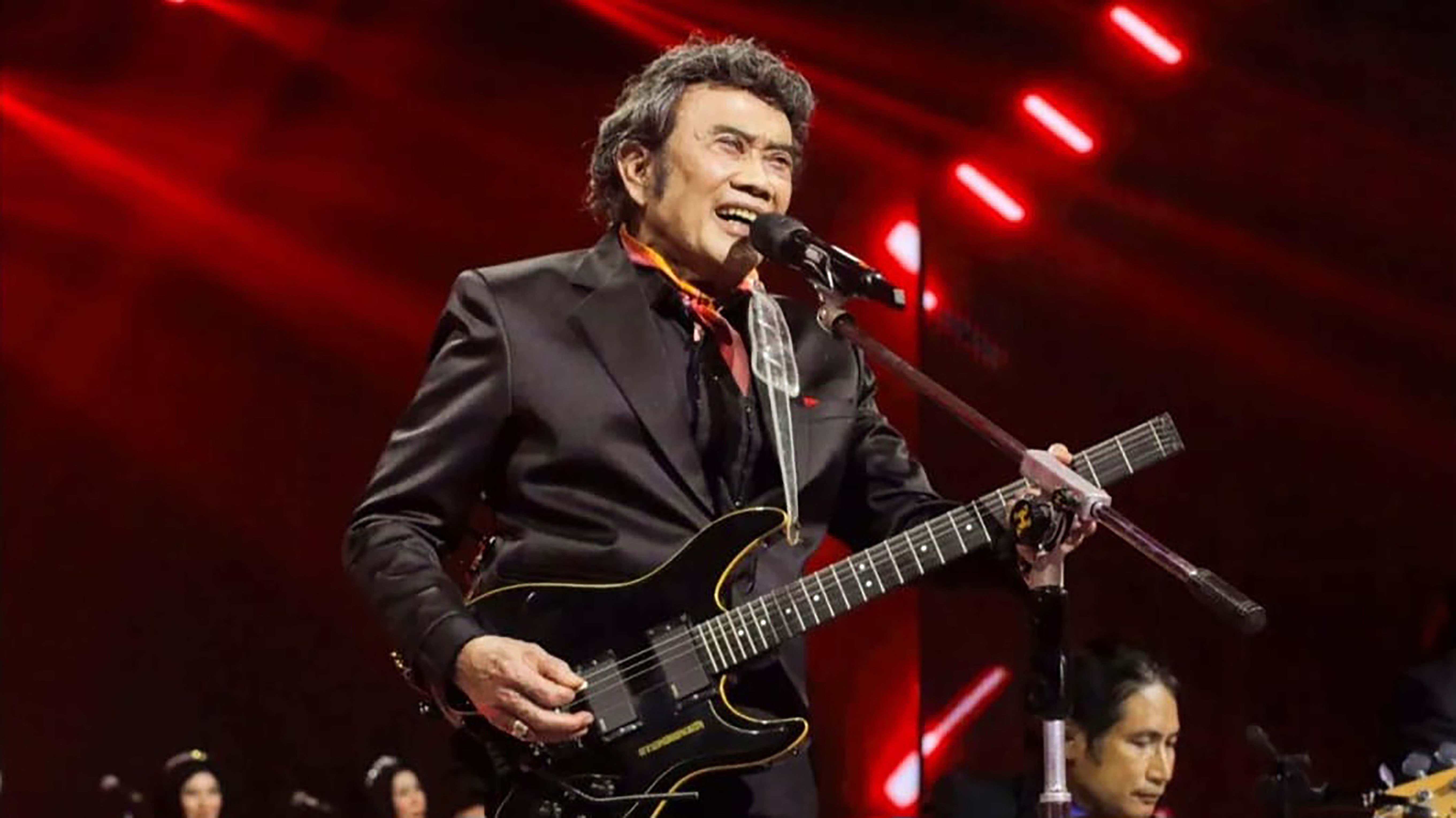 HEBOH Rhoma Irama Bawakan Lagu Butter Milik BTS