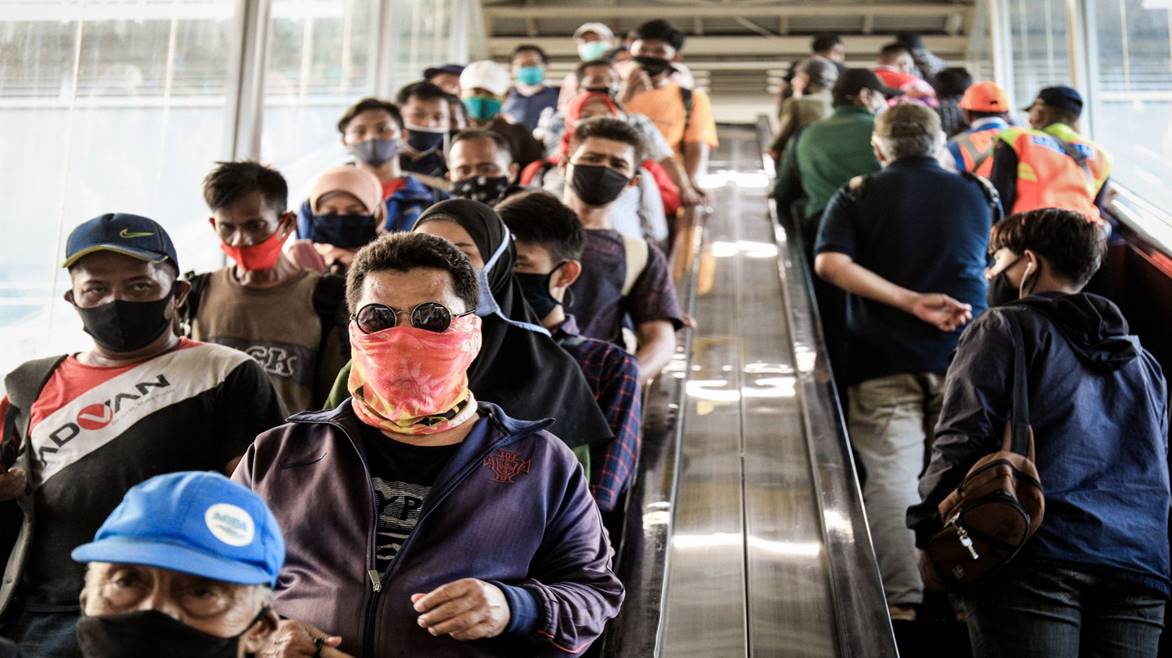 Corona di Klaster Perkantoran Meningkat Anies Baswedan Tutup Area Perkantoran Senin Depan