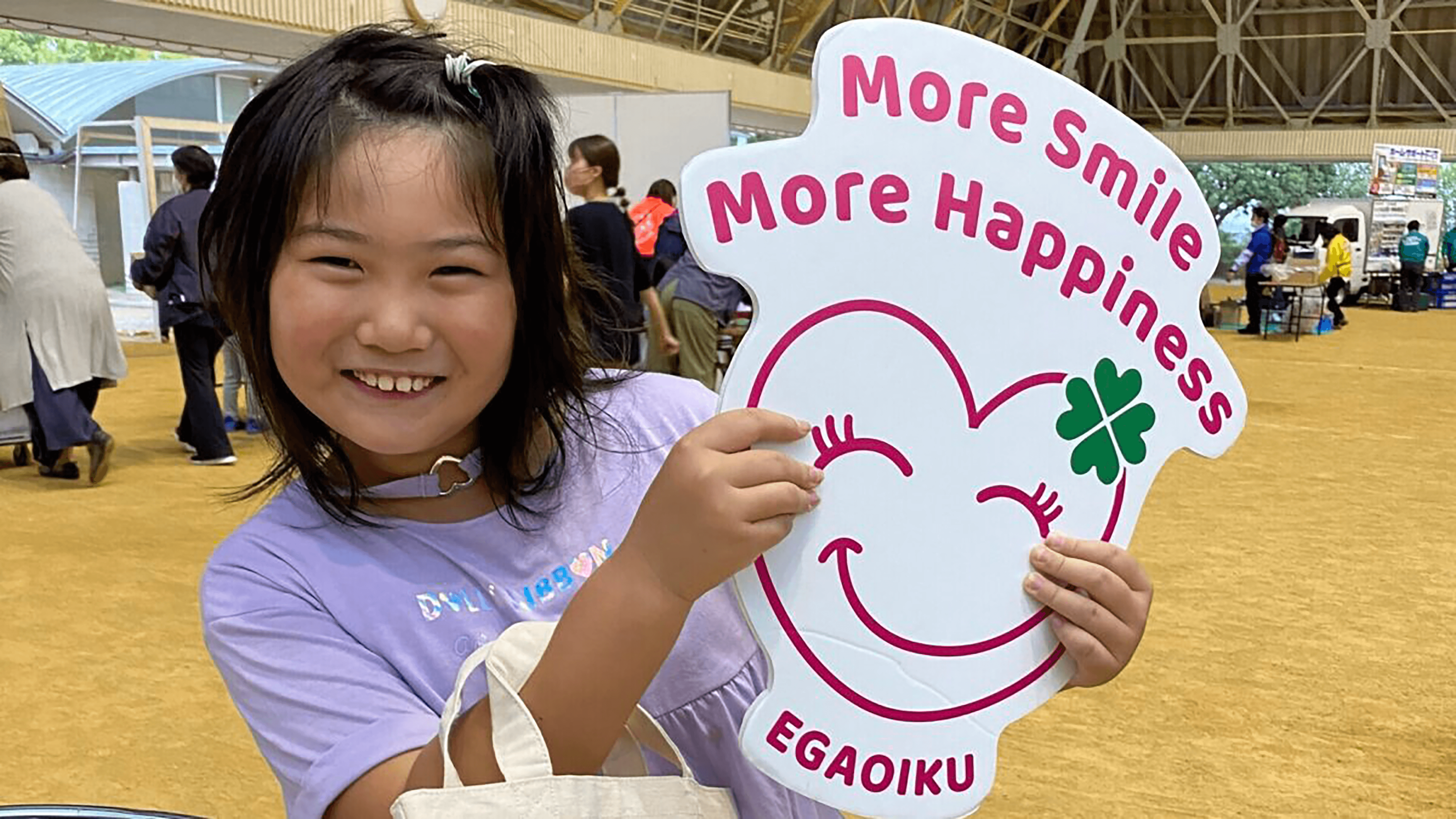 Terlalu Lama Pakai Masker Warga Jepang Kursus Senyum Ala Hollywood